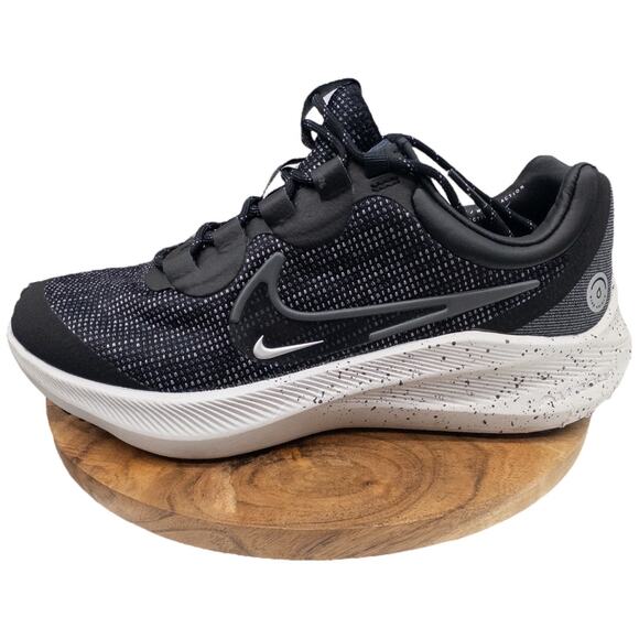 Nike Zoom Winflo 8 Shield Running Shoes Sneakers Water Repellant Women's 9.5 - Picture 1 of 8